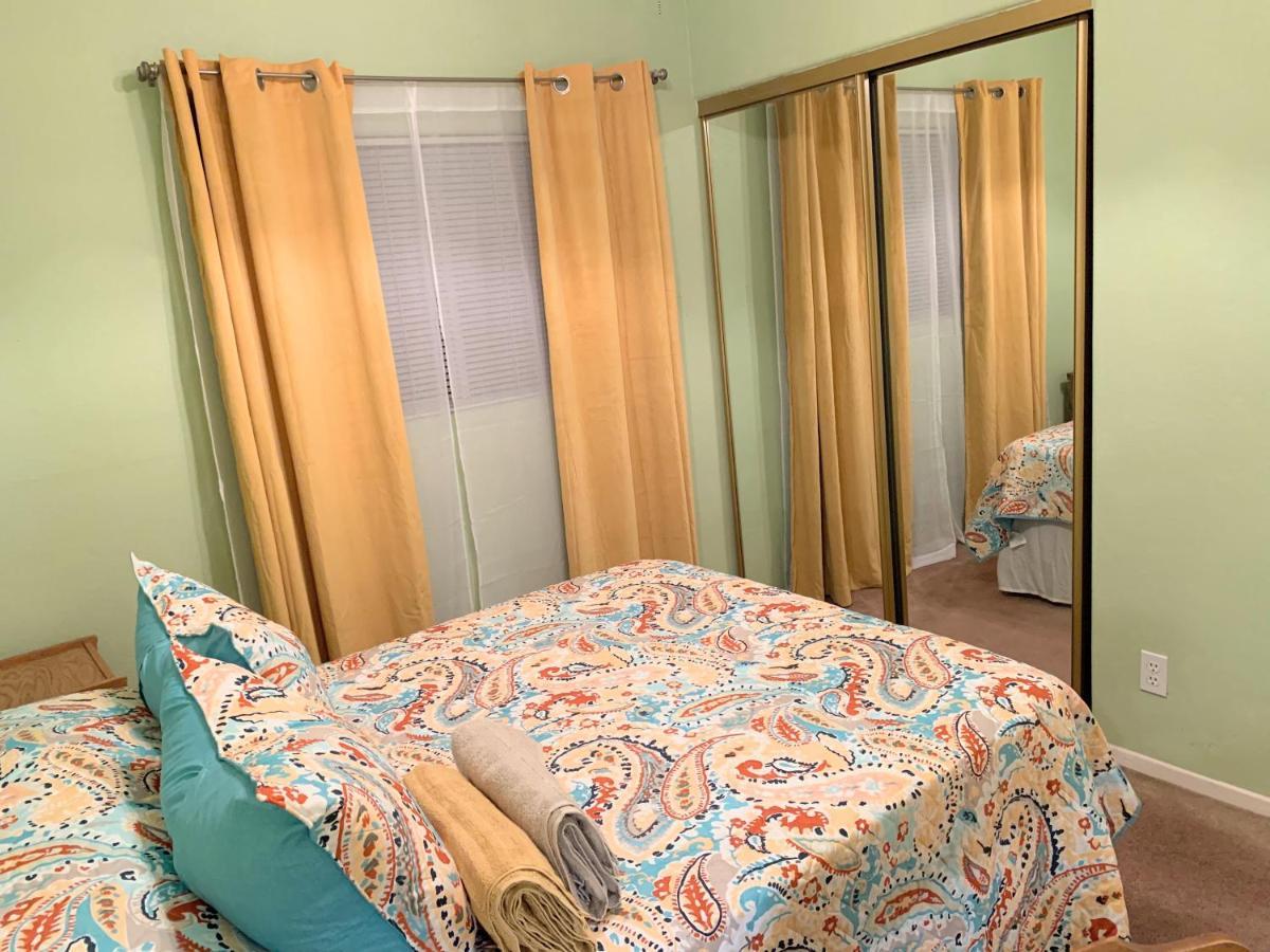 Festive Haven Room Hemet Exterior photo
