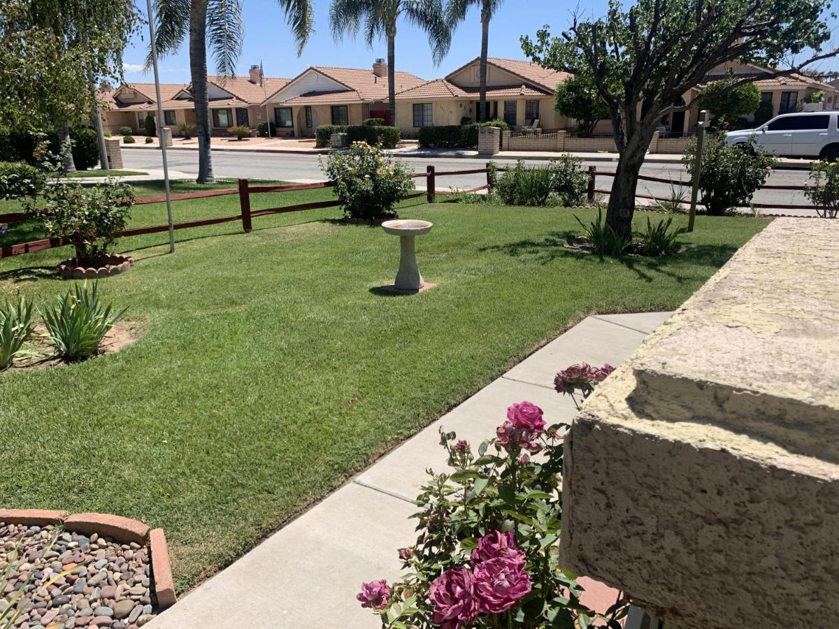 Festive Haven Room Hemet Exterior photo