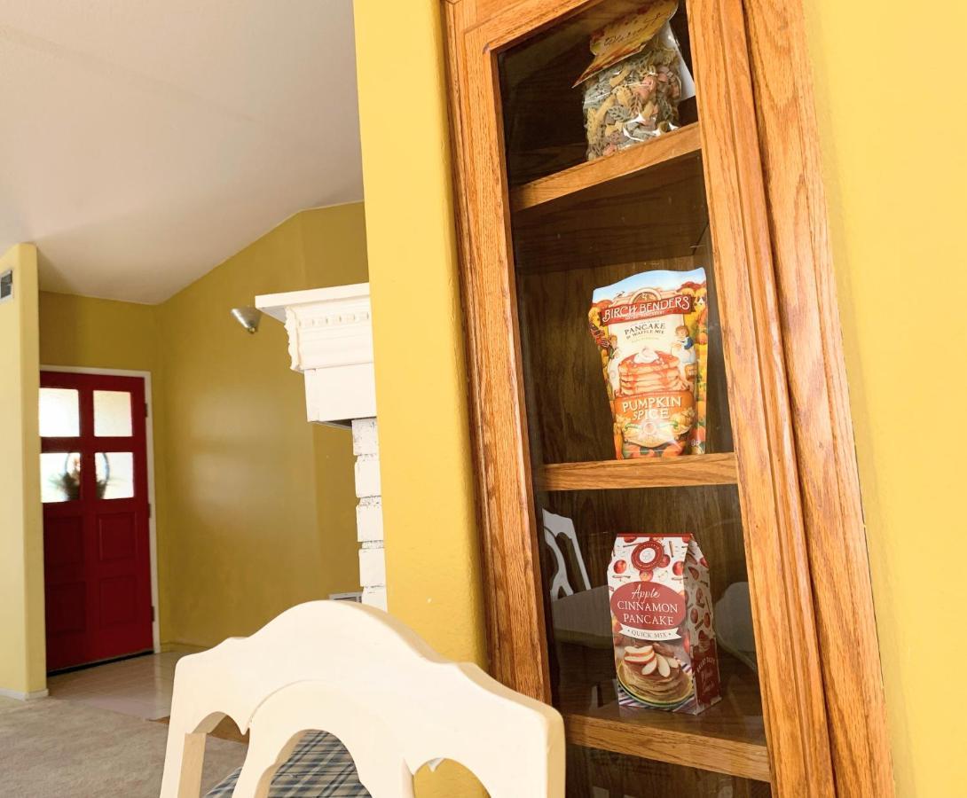 Festive Haven Room Hemet Exterior photo