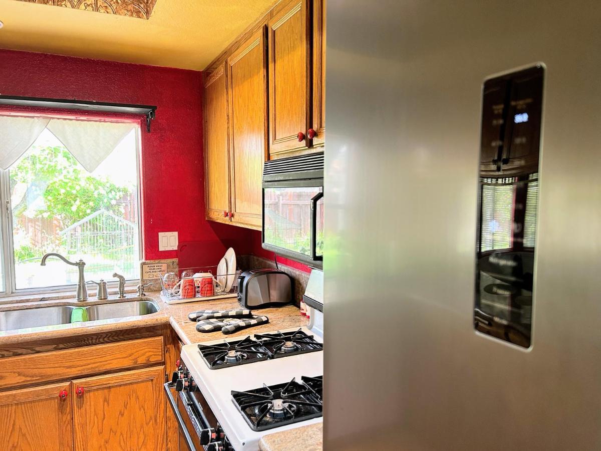 Festive Haven Room Hemet Exterior photo
